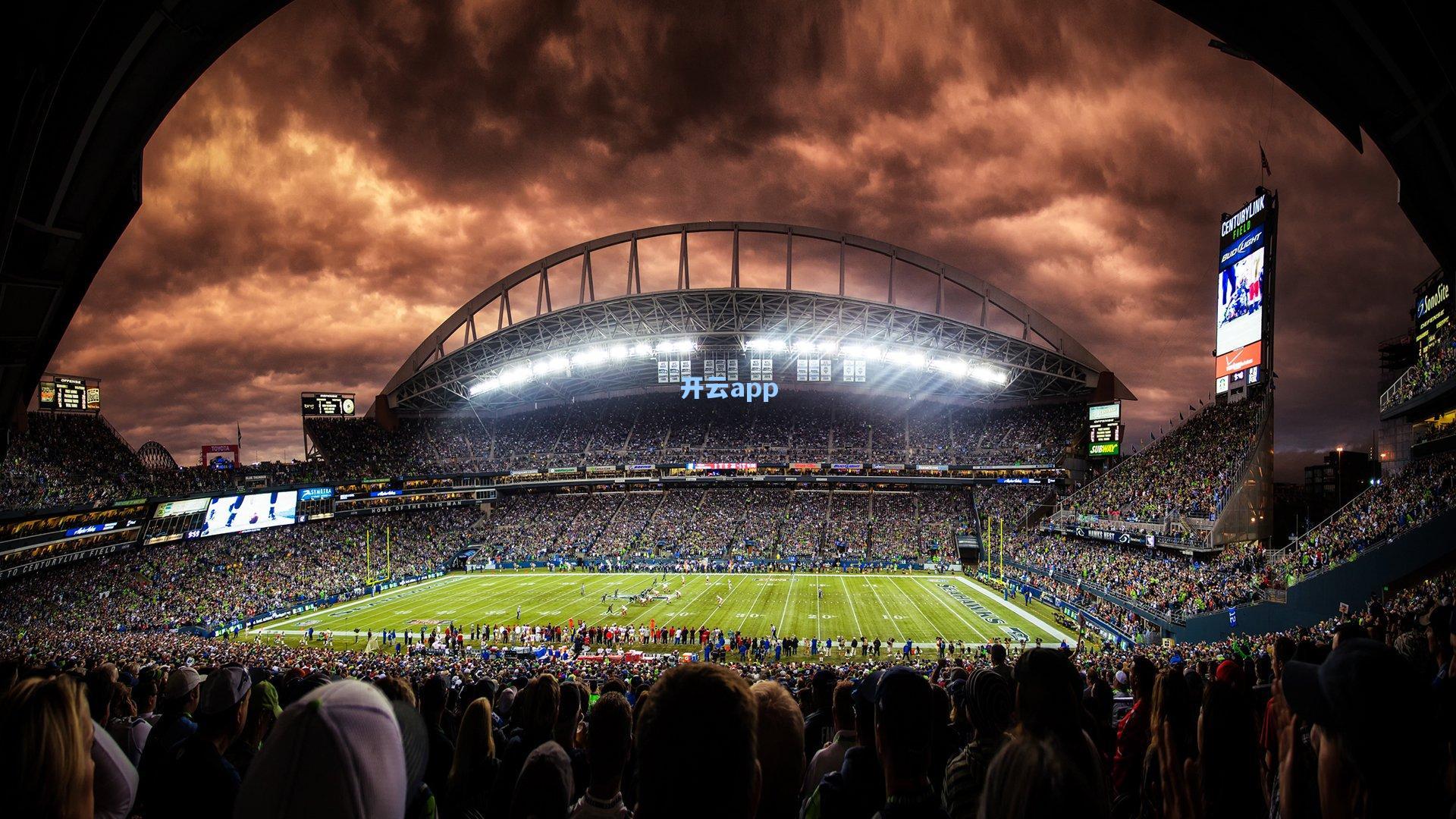 邦马蒂闪耀金球盛典，950欧元加泰设计师礼服展现简约风采与本土情怀