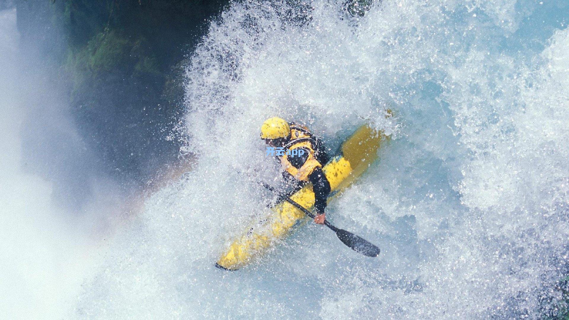 英超激战埃兰路,塞门约闪击朗斯塔夫世界波 克鲁皮补时救主 利兹联2-2绝平伯恩茅斯